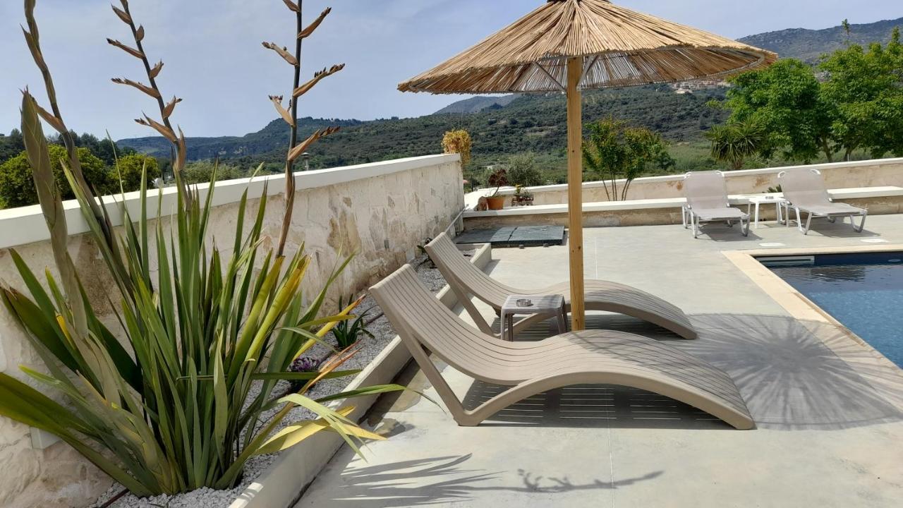 Georgioupoli Studio 2 With A Pool And Lake Views Exterior photo